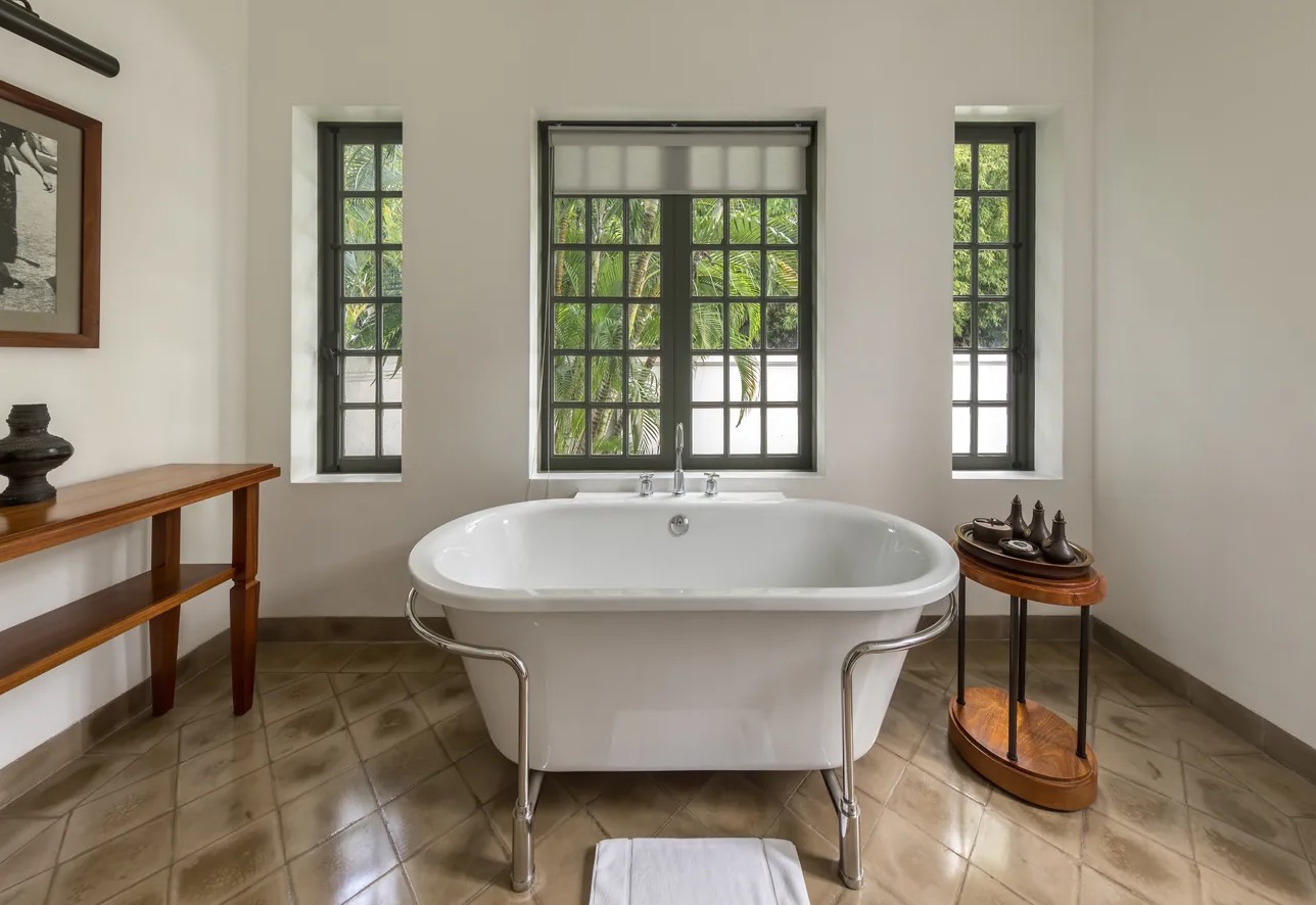 Shower & Tub Overflow Cleanup in Rockwall, TX